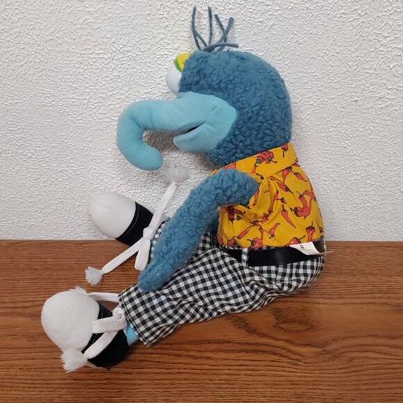 Vintage 2000 Plush Jim Henson Sesame Street Gonzo w/Chili Pepper Shirt 16" - Picture 4 of 7